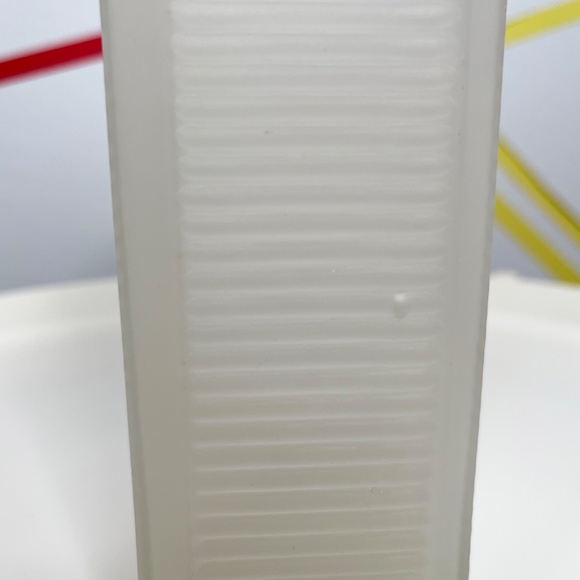 Rectangular Frosted Glass Vase - Picture 4 of 4